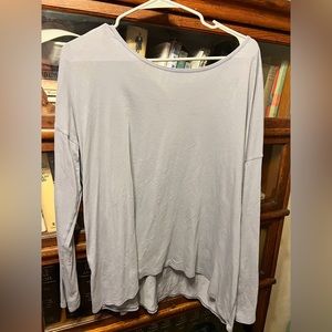 Lulu lemon women’a long sleeve workout top